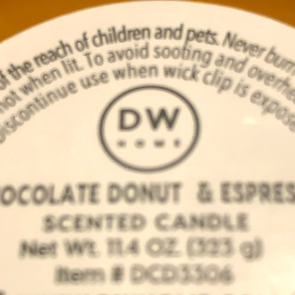 DW HOME CANDLE CHOCOLATE DONUT & EXPRESSO 11.4OZ 1 WICK RICHLY SCENTED NEW - Picture 5 of 5